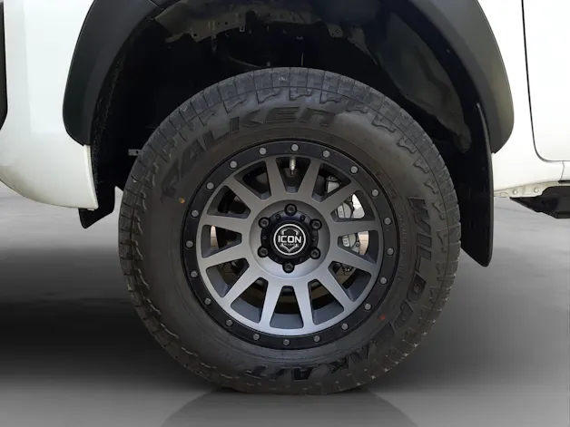 Toyota Hilux Double Cab.-Pick-up 2.8 D-4D 204 Style MHEV