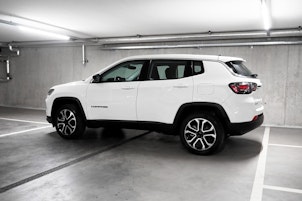 Vehicle image JEEP Compass 1.3 Swiss Altitude 4xe