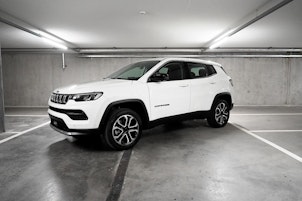 Vehicle image JEEP Compass 1.3 Swiss Altitude 4xe