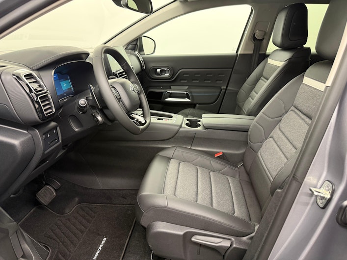 Vehicle image CITROEN C5 AIRCROSS