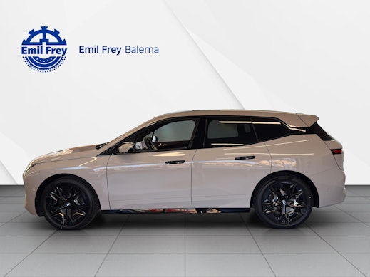 BMW iX xDrive45 2