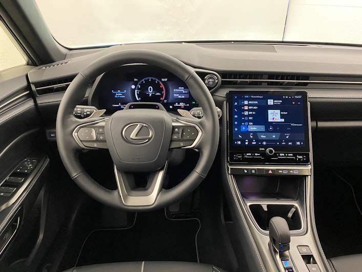 Vehicle image LEXUS LBX