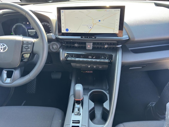 Vehicle image 16 Vehicle image 16