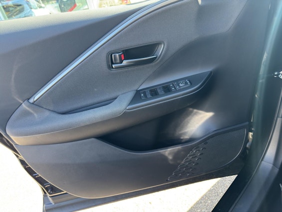 Vehicle image 10 Vehicle image 10