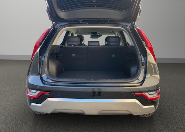 Vehicle image 5 Vehicle image 5