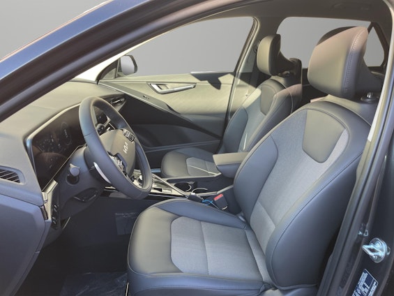 First vehicle image