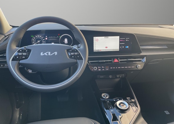 Vehicle image 4 Vehicle image 4