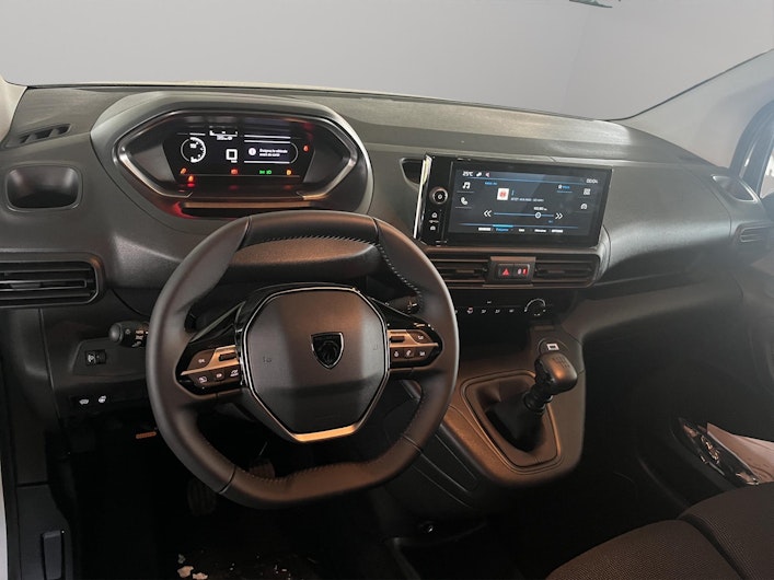 Vehicle image PEUGEOT PARTNER