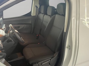 Vehicle image PEUGEOT Partner Kaw. 1000 Standard 1.5 BlueHDI 100 S/S