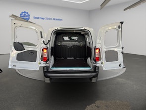 Vehicle image PEUGEOT Partner Kaw. 1000 Standard 1.5 BlueHDI 100 S/S