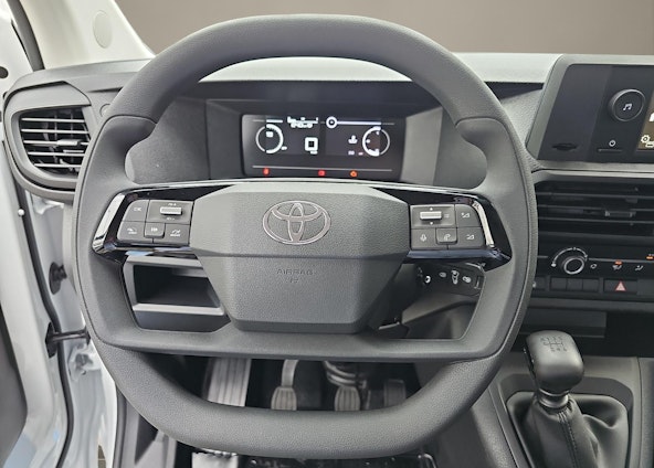 Vehicle image 11 Vehicle image 11