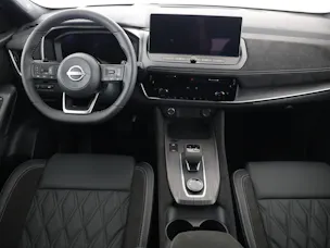 Nissan Qashqai 1.3 DIG-T 158 Tekna+ 4x4