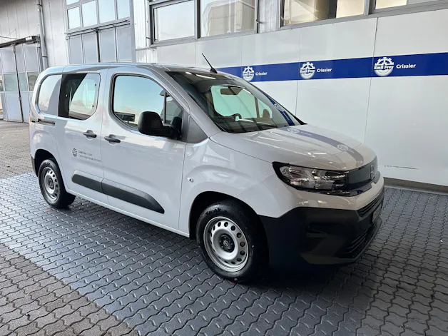 Opel -e Cargo 2.4 t Electric