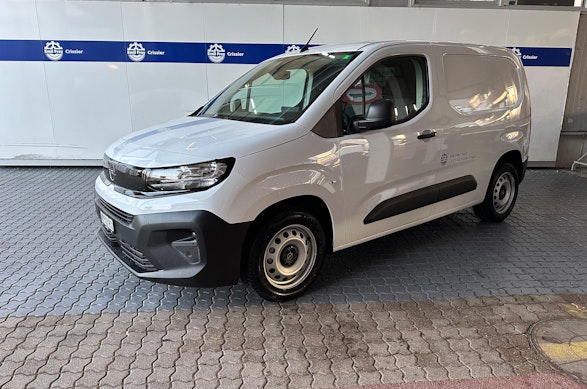OPEL Combo-e Cargo 2.4 t Electric 0 OPEL Combo-e Cargo 2.4 t Electric 0
