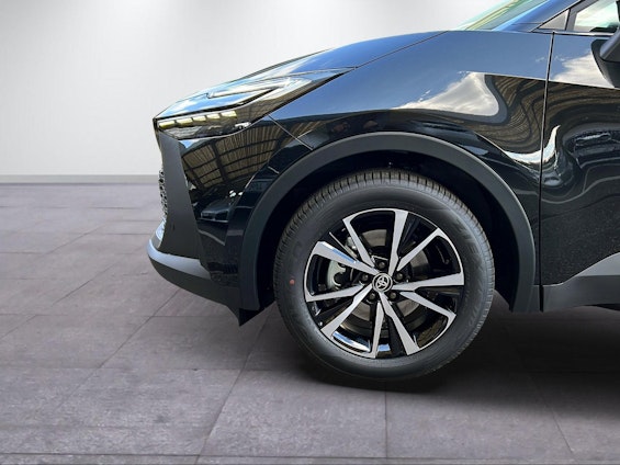 Vehicle image 2 Vehicle image 2