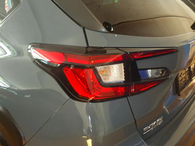 Subaru Crosstrek 2.0i e-Boxer Swiss Plus