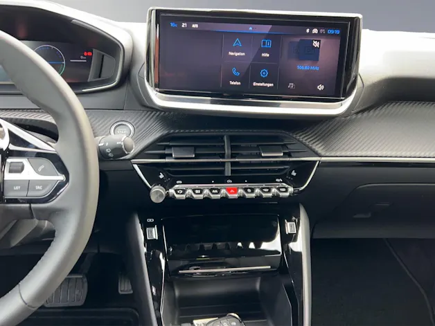 PEUGEOT 2008 e-Allure
