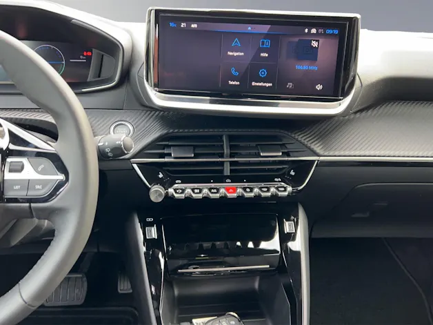 PEUGEOT 2008 e-Allure