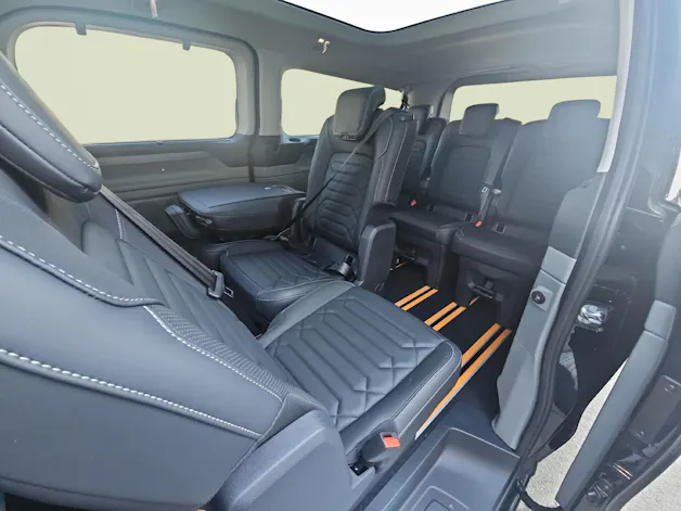Ford Tourneo C Bus 340 L2 2.5 Duratec 233 Trend PHEV