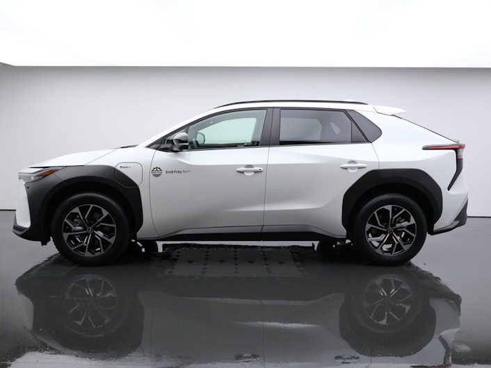 Vehicle image TOYOTA BZ4X