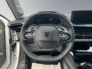 Peugeot 208 1.2 Hybrid Allure Premium