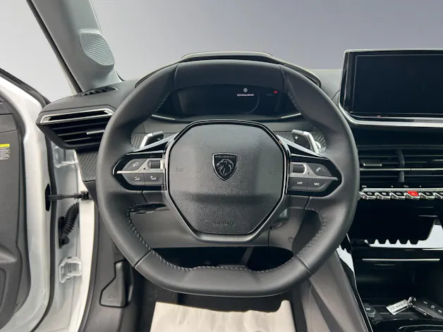 Peugeot 208 1.2 Hybrid Allure Premium