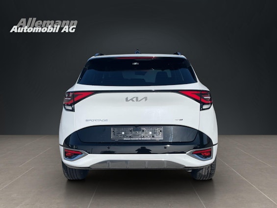 Vehicle image 3 Vehicle image 3