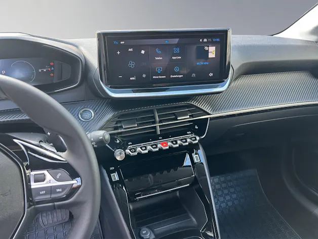 Peugeot 208 1.2 Hybrid Allure Premium
