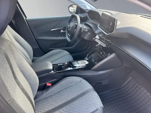 Peugeot 208 1.2 Hybrid Allure Premium