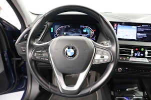 Vehicle image BMW 120d xDrive