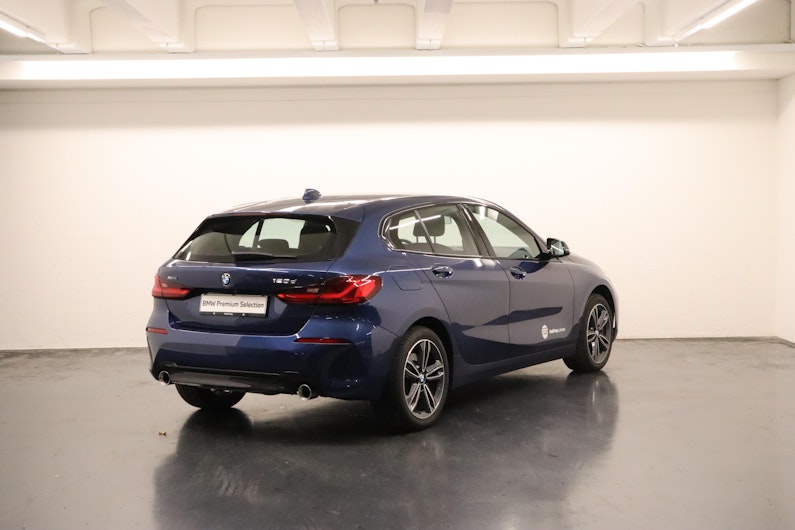 Vehicle image BMW 1 SERIES