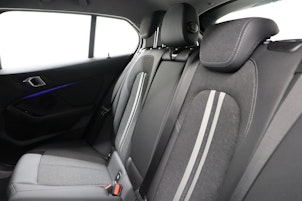 Vehicle image BMW 120d xDrive