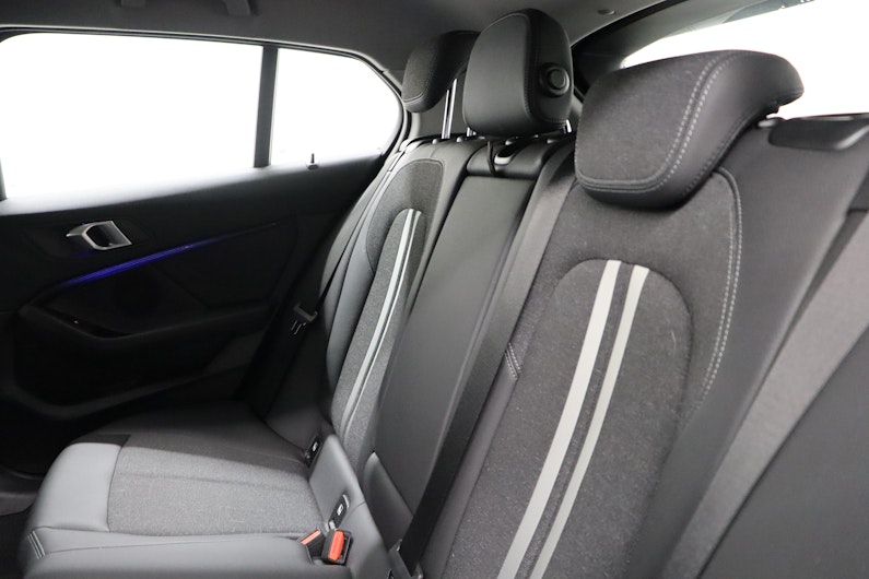 Vehicle image BMW 1 SERIES