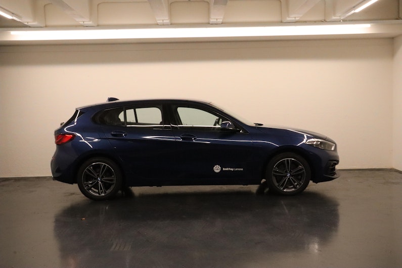 Vehicle image BMW 1 SERIES
