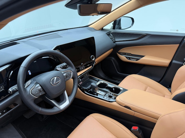 Vehicle image LEXUS NX