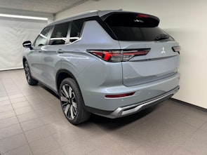Vehicle image MITSUBISHI Outlander 2.4 PHEV Intense 4x4