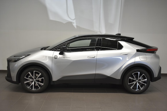 TOYOTA C-HR 2.0 PHEV Swiss Edition 2