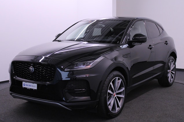 First vehicle image