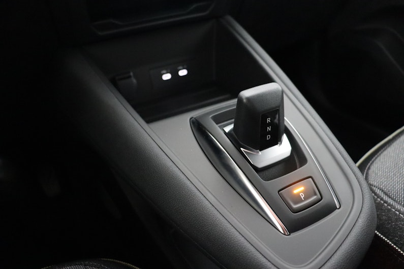 Vehicle image MITSUBISHI ASX