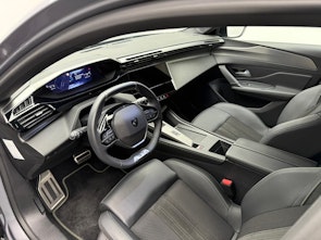 Vehicle image PEUGEOT 308 SW 1.2 Hybrid GT