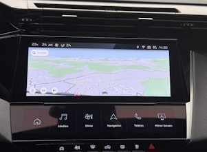 Vehicle image PEUGEOT 308 SW 1.2 Hybrid GT