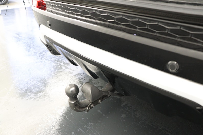 Vehicle image LAND ROVER DISCOVERY SPORT