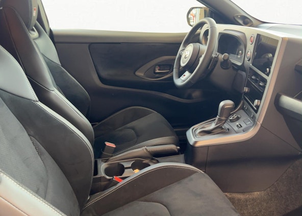 Vehicle image 7 Vehicle image 7