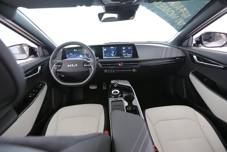 Vehicle image KIA EV6