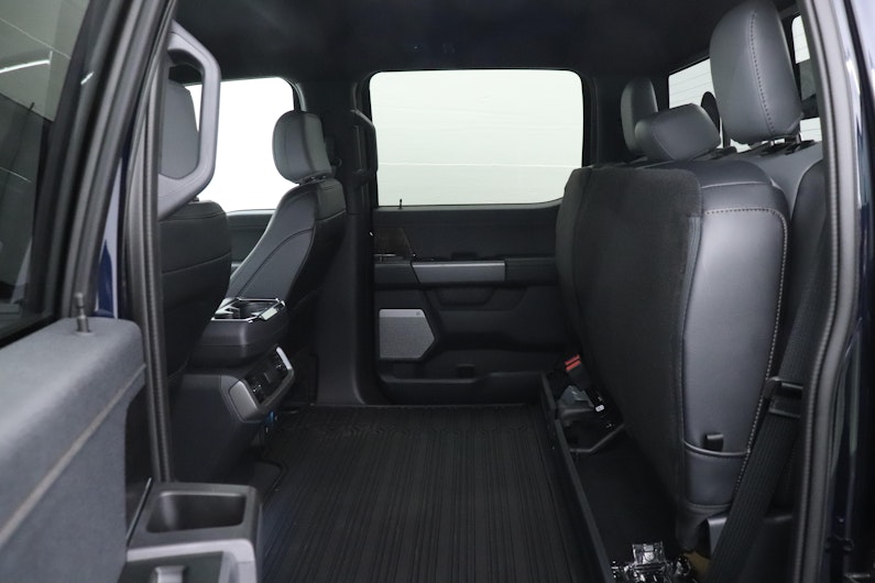 Vehicle image FORD CRF 150