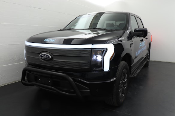 FORD F-150 Lightning DKab.Pick-up 98 kWh Lariat Launch Edition 0