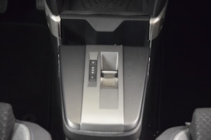 Vehicle image OPEL Frontera-e GS