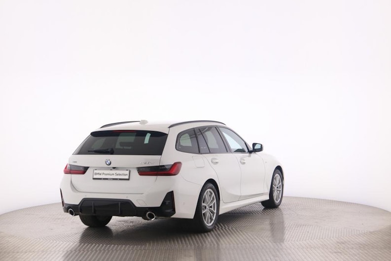 Vehicle image BMW 3 SERIES