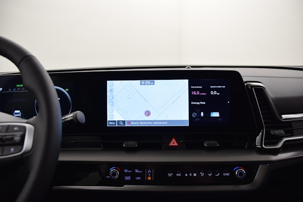Vehicle image 15