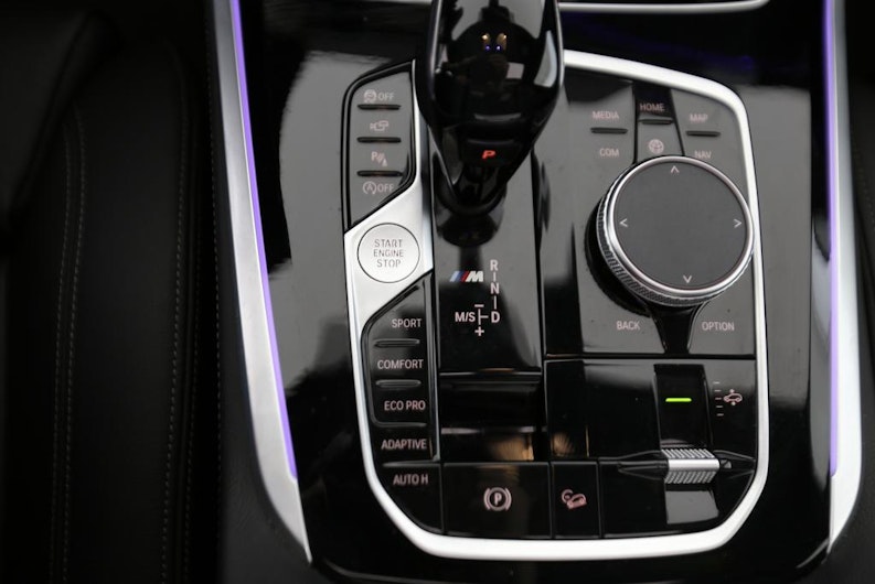 Vehicle image BMW X5